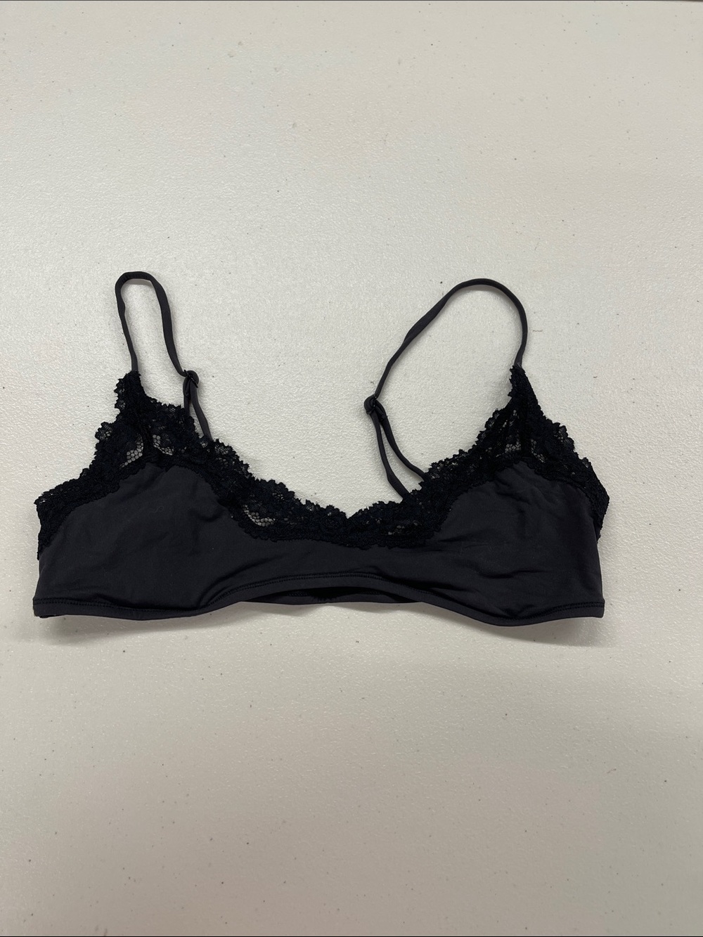 SKIMS Fits Everybody Lace Scoop Bralette Size Medium NWOT